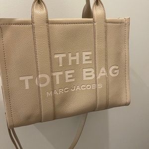 Marc Jacobs The Tote Bag